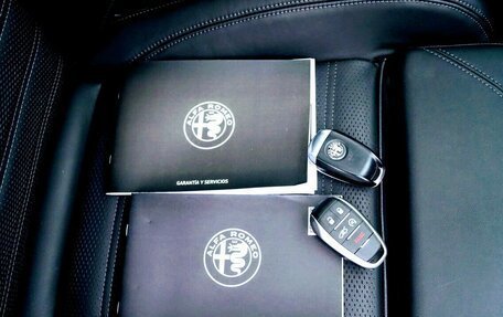 Alfa Romeo Giulia II, 2023 год, 4 790 000 рублей, 19 фотография