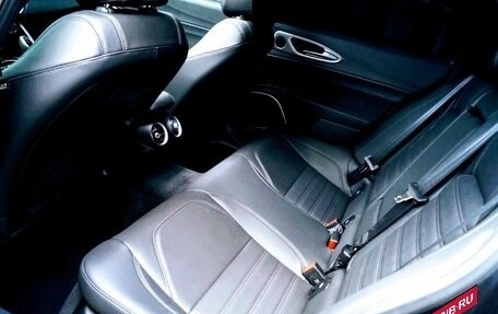 Alfa Romeo Giulia II, 2023 год, 4 790 000 рублей, 13 фотография