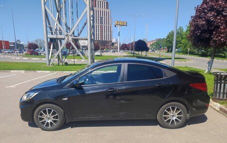 Hyundai Solaris II рестайлинг, 2011 год, 850 000 рублей, 5 фотография