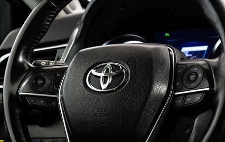 Toyota Camry, 2019 год, 2 500 000 рублей, 14 фотография