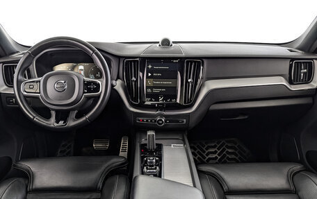 Volvo XC60 II, 2019 год, 3 800 000 рублей, 14 фотография