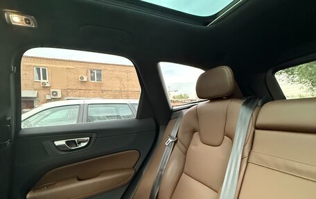 Volvo XC60 II, 2021 год, 5 500 000 рублей, 4 фотография