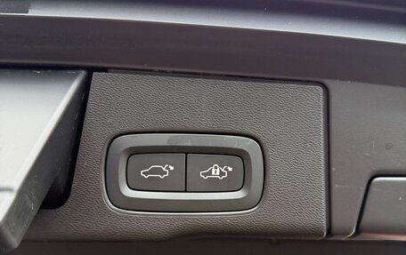 Volvo XC60 II, 2021 год, 5 500 000 рублей, 7 фотография