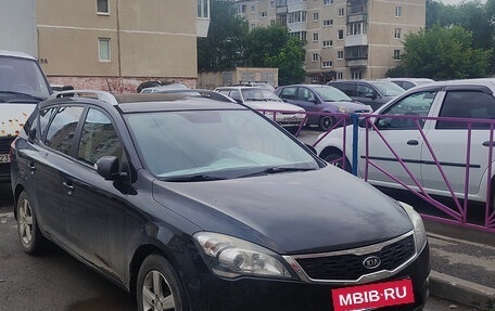 KIA cee'd I рестайлинг, 2010 год, 730 000 рублей, 2 фотография