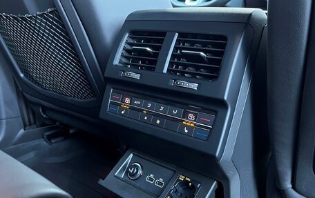 Volkswagen Touareg III, 2019 год, 5 290 500 рублей, 29 фотография