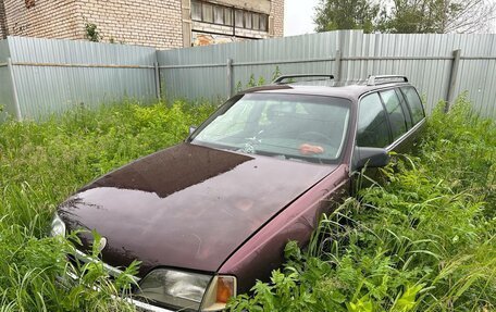 Opel Omega A, 1992 год, 35 000 рублей, 2 фотография