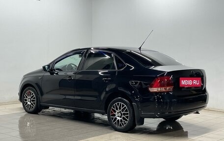 Volkswagen Polo VI (EU Market), 2011 год, 689 000 рублей, 3 фотография