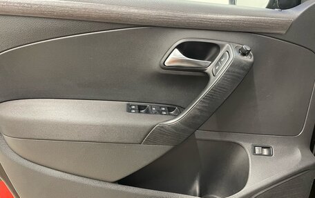 Volkswagen Polo VI (EU Market), 2011 год, 689 000 рублей, 10 фотография