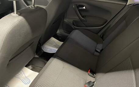 Volkswagen Polo VI (EU Market), 2011 год, 689 000 рублей, 20 фотография