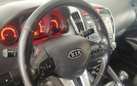 KIA cee'd I рестайлинг, 2011 год, 699 000 рублей, 14 фотография