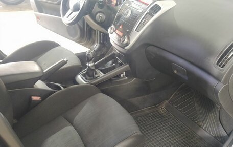 KIA cee'd I рестайлинг, 2011 год, 699 000 рублей, 17 фотография