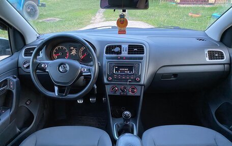 Volkswagen Polo VI (EU Market), 2017 год, 895 000 рублей, 10 фотография