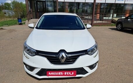 Renault Megane IV, 2017 год, 1 199 000 рублей, 2 фотография