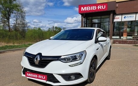 Renault Megane IV, 2017 год, 1 199 000 рублей, 3 фотография