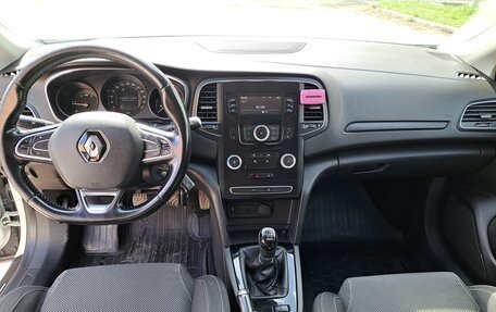 Renault Megane IV, 2017 год, 1 199 000 рублей, 18 фотография