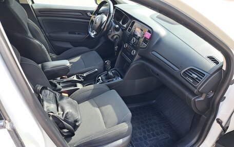 Renault Megane IV, 2017 год, 1 199 000 рублей, 21 фотография