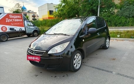 Mitsubishi Colt VI рестайлинг, 2006 год, 270 000 рублей, 2 фотография