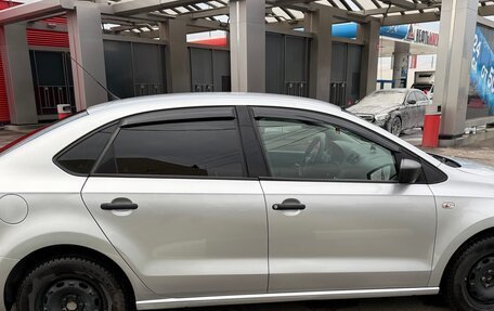 Volkswagen Polo VI (EU Market), 2012 год, 650 000 рублей, 2 фотография