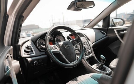 Opel Astra J, 2012 год, 700 000 рублей, 8 фотография