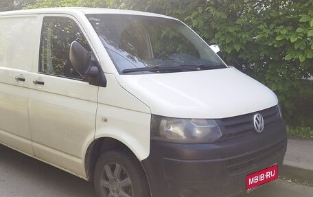 Volkswagen Transporter T5 рестайлинг, 2010 год, 1 080 000 рублей, 1 фотография