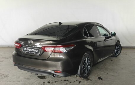 Toyota Camry, 2021 год, 2 750 000 рублей, 4 фотография