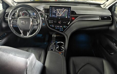 Toyota Camry, 2021 год, 2 750 000 рублей, 11 фотография