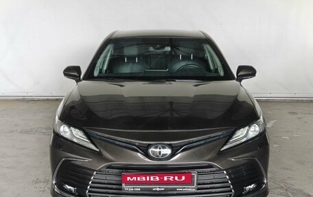Toyota Camry, 2021 год, 2 750 000 рублей, 2 фотография