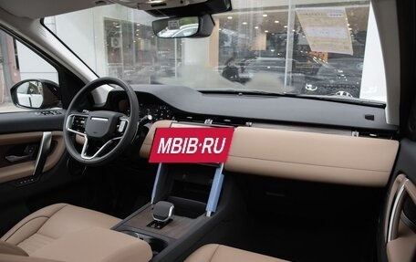 Land Rover Discovery Sport I рестайлинг, 2025 год, 4 900 000 рублей, 10 фотография
