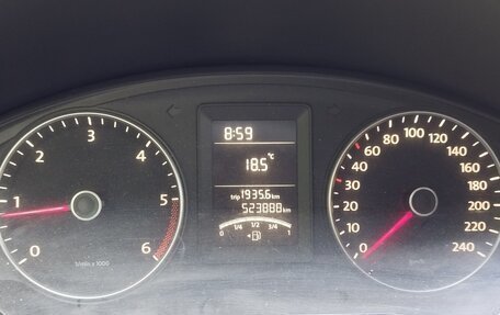 Volkswagen Transporter T5 рестайлинг, 2010 год, 1 080 000 рублей, 4 фотография