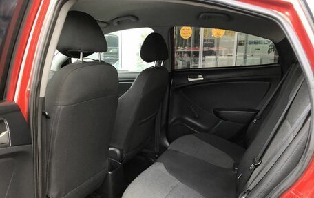 Hyundai Solaris II рестайлинг, 2011 год, 600 000 рублей, 11 фотография