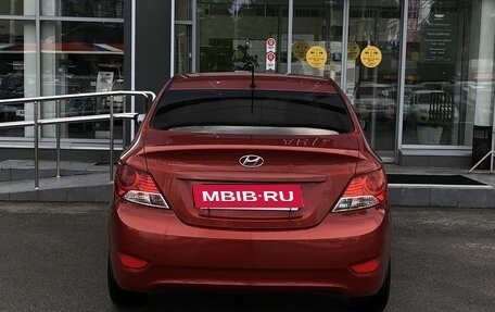 Hyundai Solaris II рестайлинг, 2011 год, 600 000 рублей, 6 фотография