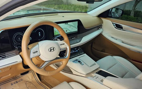 Hyundai Grandeur, 2022 год, 2 080 000 рублей, 6 фотография