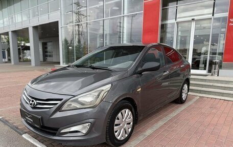 Hyundai Solaris II рестайлинг, 2016 год, 490 000 рублей, 2 фотография