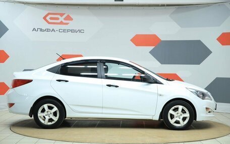 Hyundai Solaris II рестайлинг, 2016 год, 750 000 рублей, 4 фотография