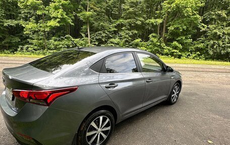 Hyundai Solaris II рестайлинг, 2018 год, 1 350 000 рублей, 6 фотография