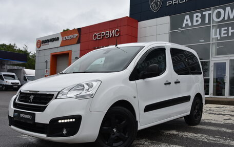 Peugeot Partner II рестайлинг 2, 2022 год, 2 050 000 рублей, 3 фотография