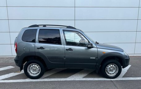Chevrolet Niva I рестайлинг, 2014 год, 670 000 рублей, 8 фотография