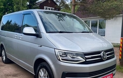 Volkswagen Caravelle T6 рестайлинг, 2017 год, 2 650 000 рублей, 1 фотография