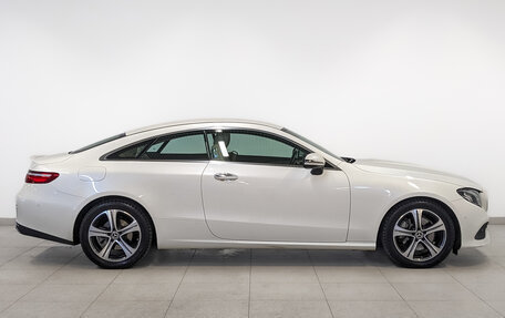 Mercedes-Benz E-Класс, 2019 год, 4 490 000 рублей, 4 фотография