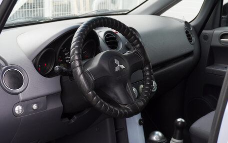 Mitsubishi Colt VI рестайлинг, 2005 год, 383 000 рублей, 10 фотография