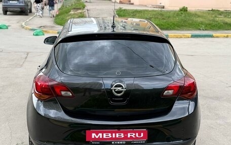 Opel Astra J, 2014 год, 1 000 000 рублей, 5 фотография
