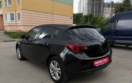Opel Astra J, 2014 год, 1 000 000 рублей, 8 фотография