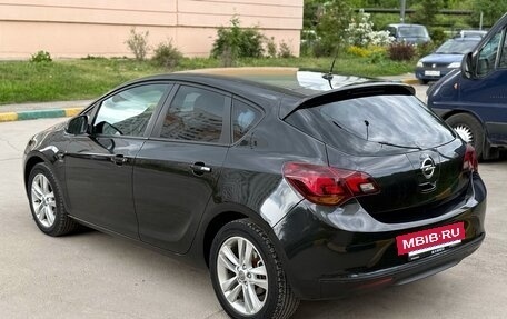 Opel Astra J, 2014 год, 1 000 000 рублей, 3 фотография