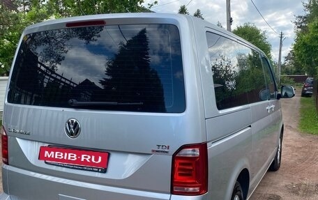 Volkswagen Caravelle T6 рестайлинг, 2017 год, 2 650 000 рублей, 8 фотография