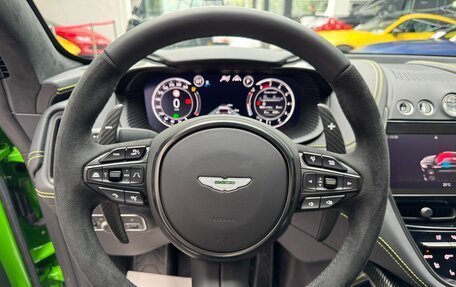 Aston Martin DBX I, 2024 год, 30 000 000 рублей, 32 фотография