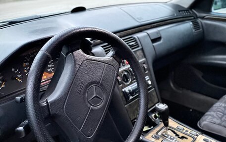 Mercedes-Benz E-Класс, 1998 год, 690 000 рублей, 11 фотография