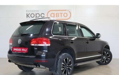 Volkswagen Touareg III, 2004 год, 914 000 рублей, 3 фотография
