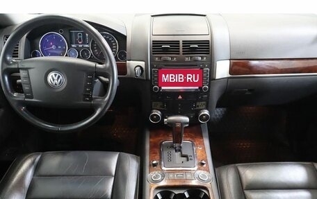 Volkswagen Touareg III, 2004 год, 914 000 рублей, 11 фотография