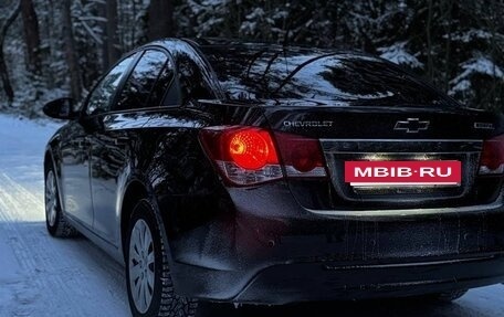 Chevrolet Cruze II, 2013 год, 990 000 рублей, 3 фотография
