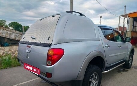 Mitsubishi L200 IV рестайлинг, 2011 год, 1 100 000 рублей, 2 фотография